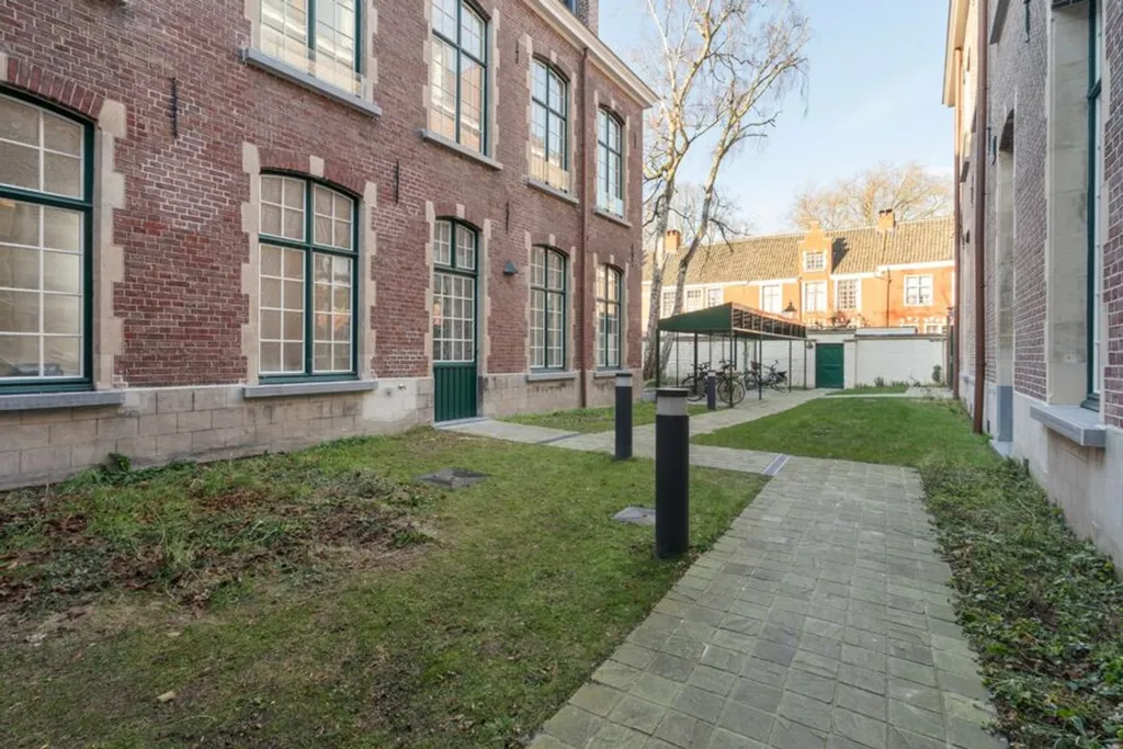 Garden - Customisable Apartment with Garden View in Gent