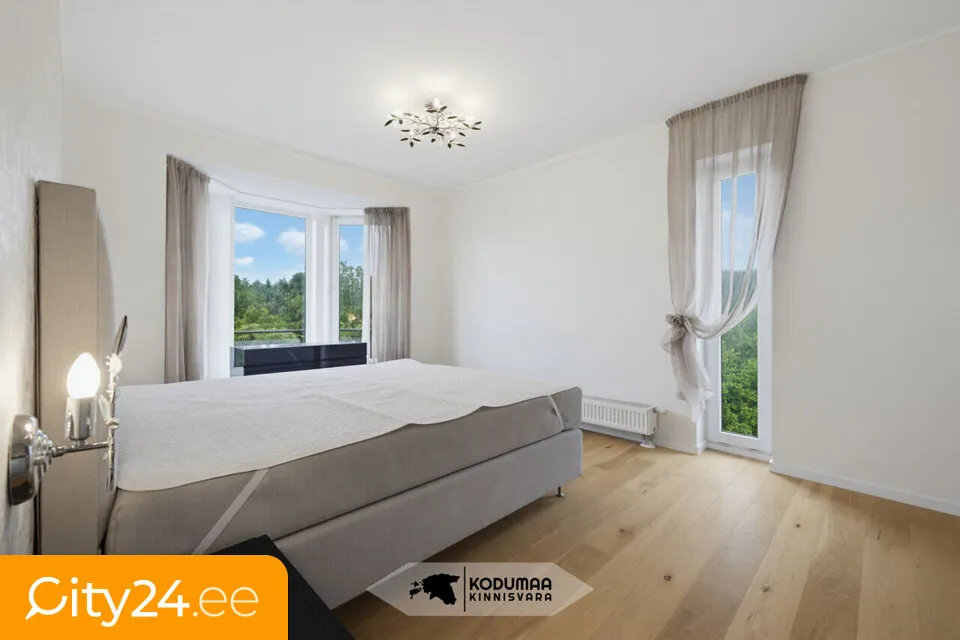 Magamistoad - 3-Bedroom Flat with Garden View in Mustamäe