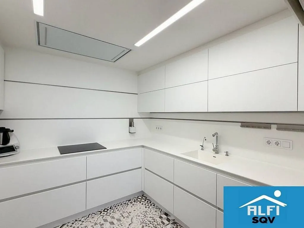 Köök - Modernised Flat with Garage in Gràcia, Sabadell