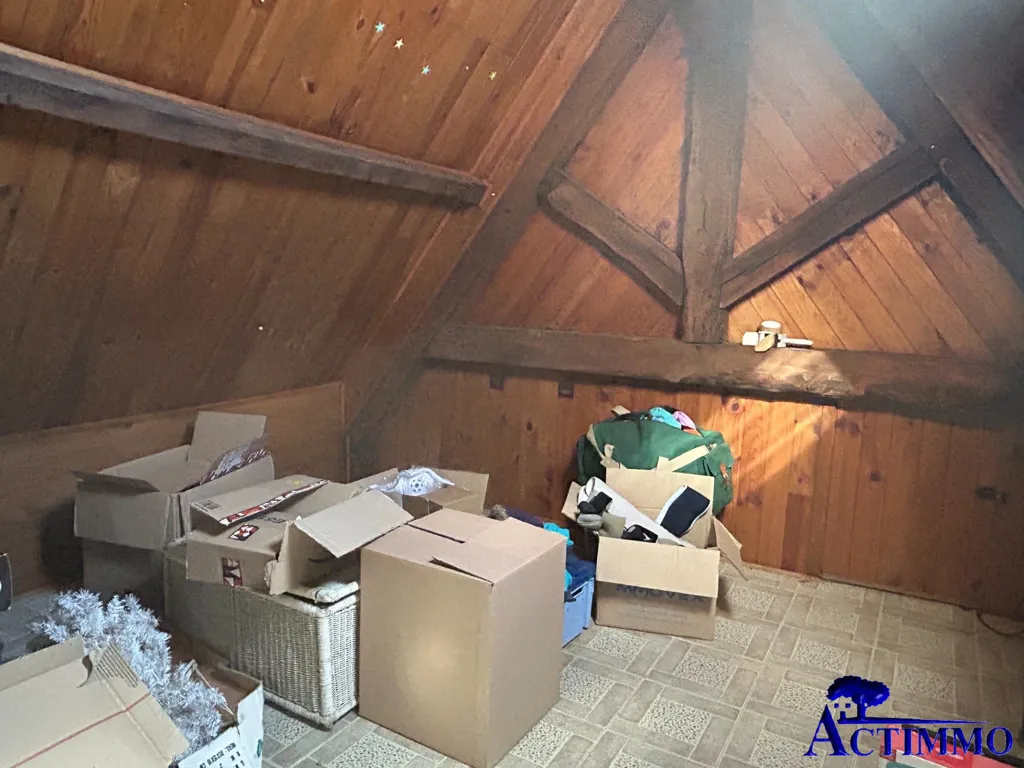 Pièces - Maison 6 pièces avec cour à Joigny