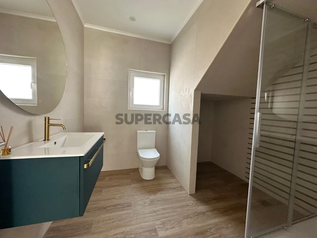 Vannitoad - Luxury Villa with Panoramic Deck in Ericeira