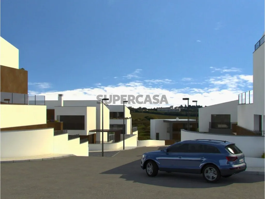 Exterior - Newly Built House with Terrace in Caparica
