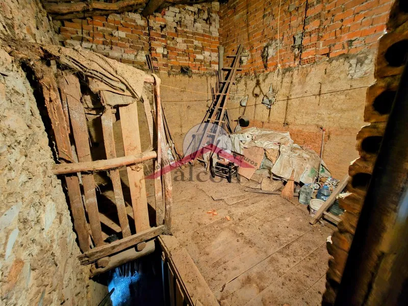 Toad - Antique House with Central Location in Montehermoso
