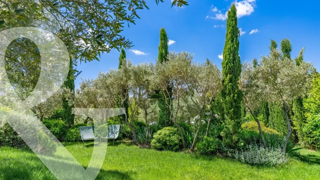 Jardin - Maison Provençale avec Piscine près de Maussane