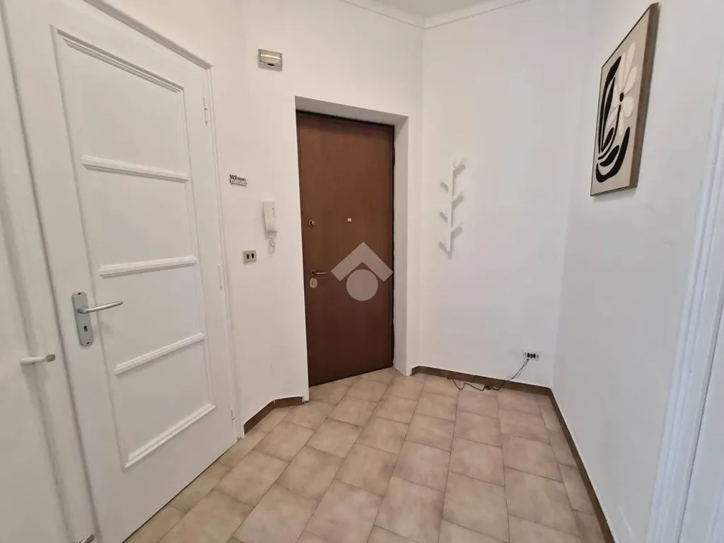 hallway_entrance