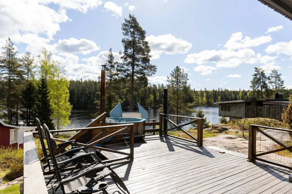 4-toaline maja asukohas Askersunds kommun