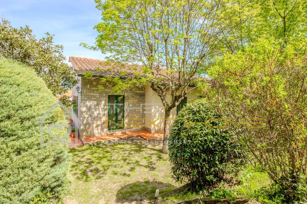 Garden - Panoramic Villa with Garden in Bagno a Ripoli