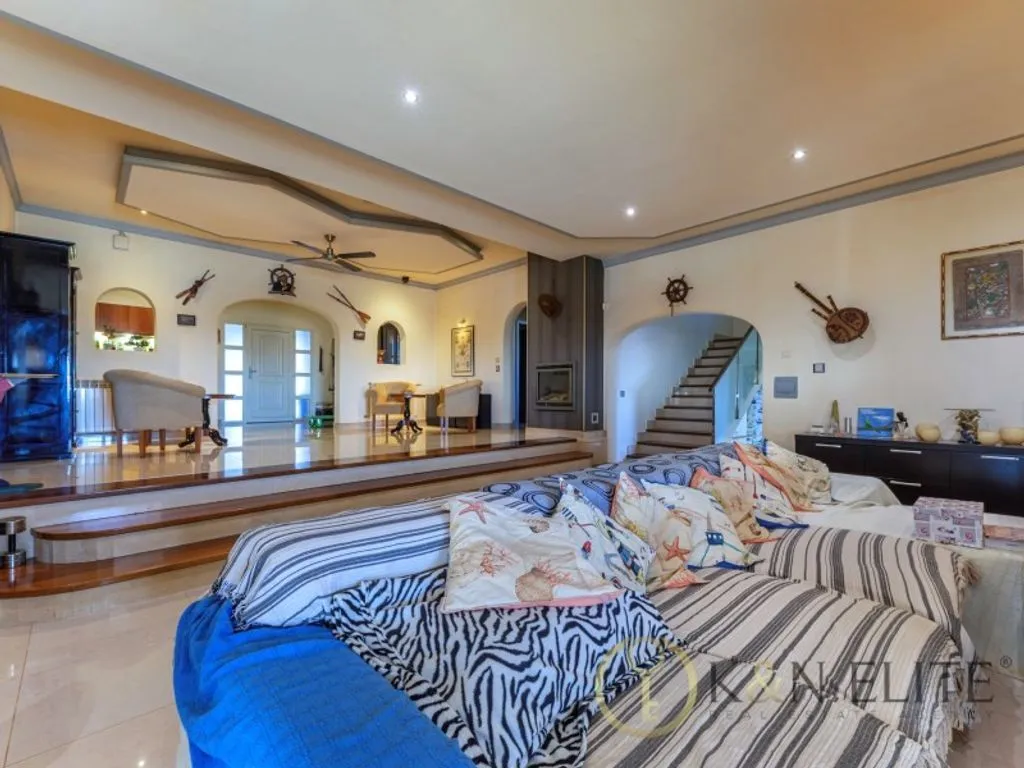 Living Room - Luxury Villa with Sea Views in Calpe
