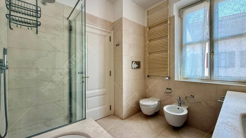 Vannitoad - Luxury Flat with Four Exposures in Milan
