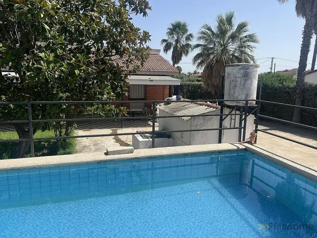 Pool - Detached House with Pool in Don Benito
