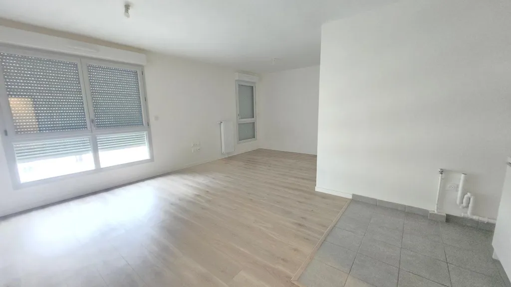 Pièces - Appartement T5 avec Terrasse à Bezons