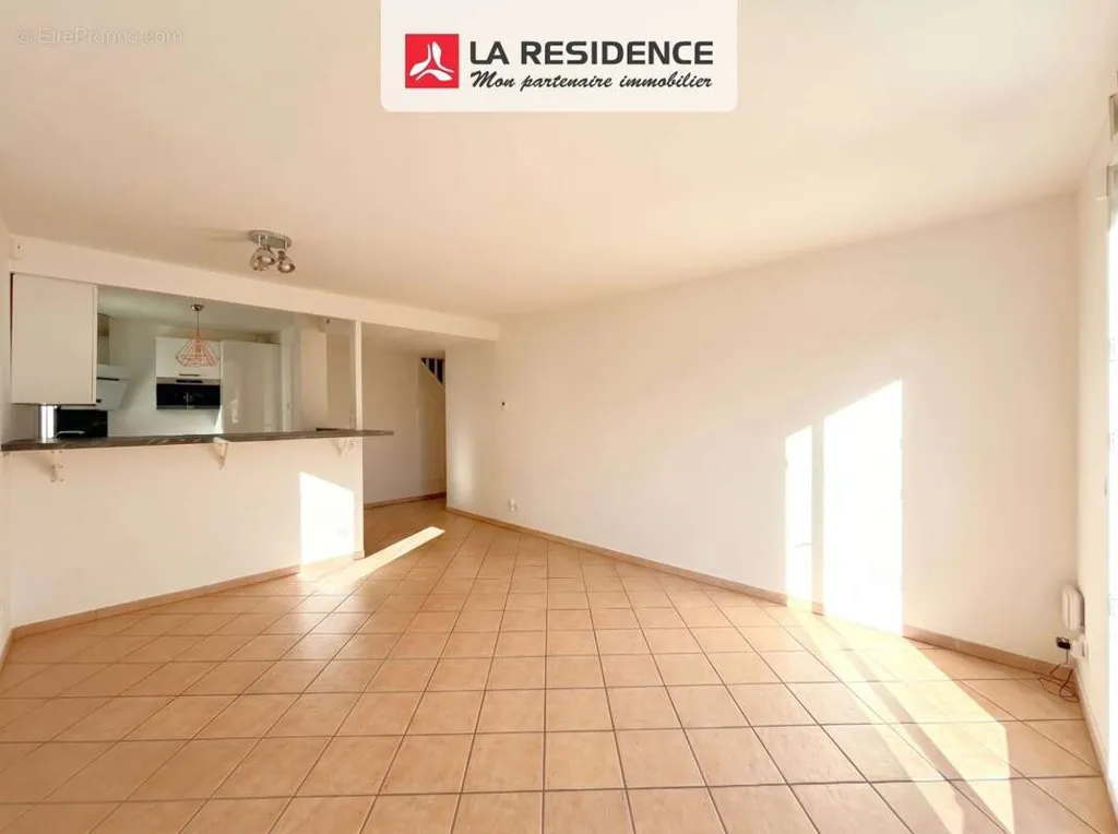 Cucina - Duplex with Terrace in Herblay