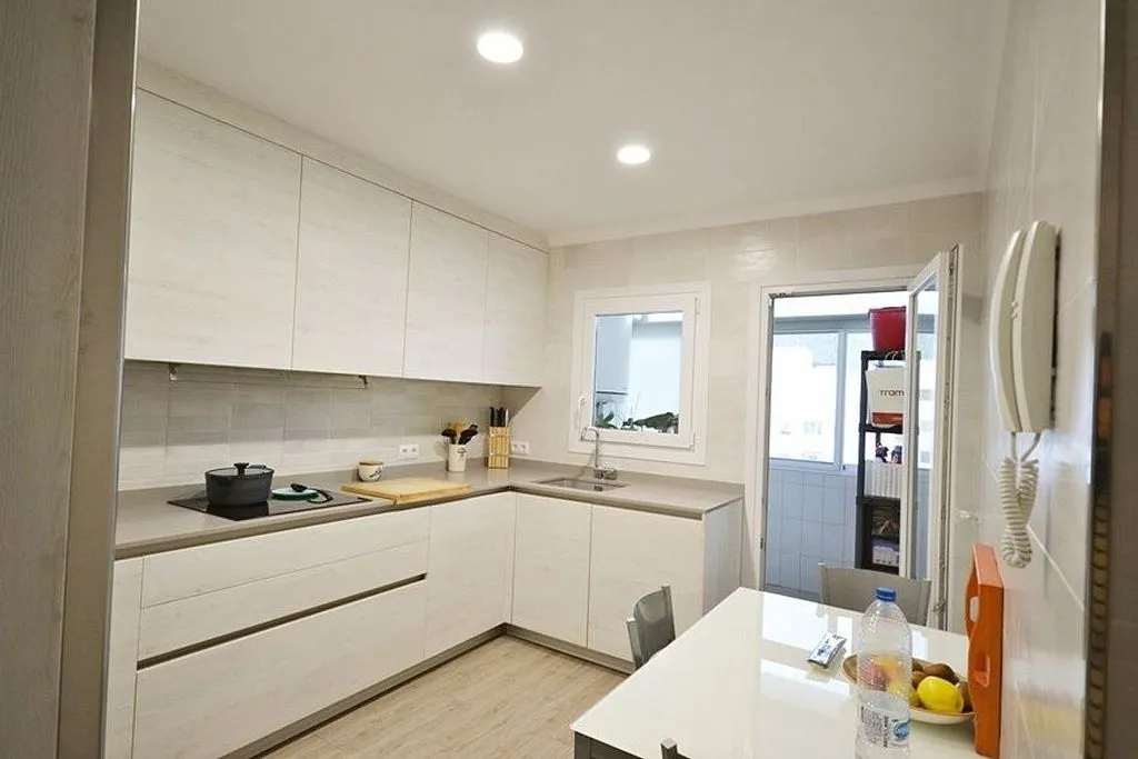 Kitchen - Renovated Apartment with Balcony in Puerto Pollensa