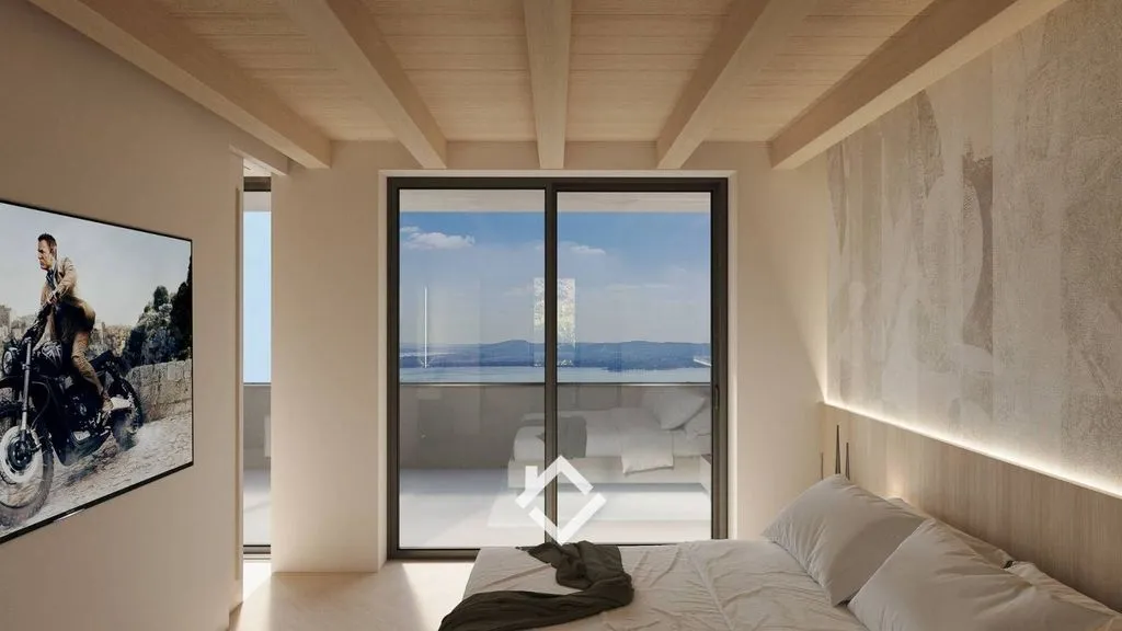 Magamistoad - New Villa with Lake View in Comerio, Lombardy