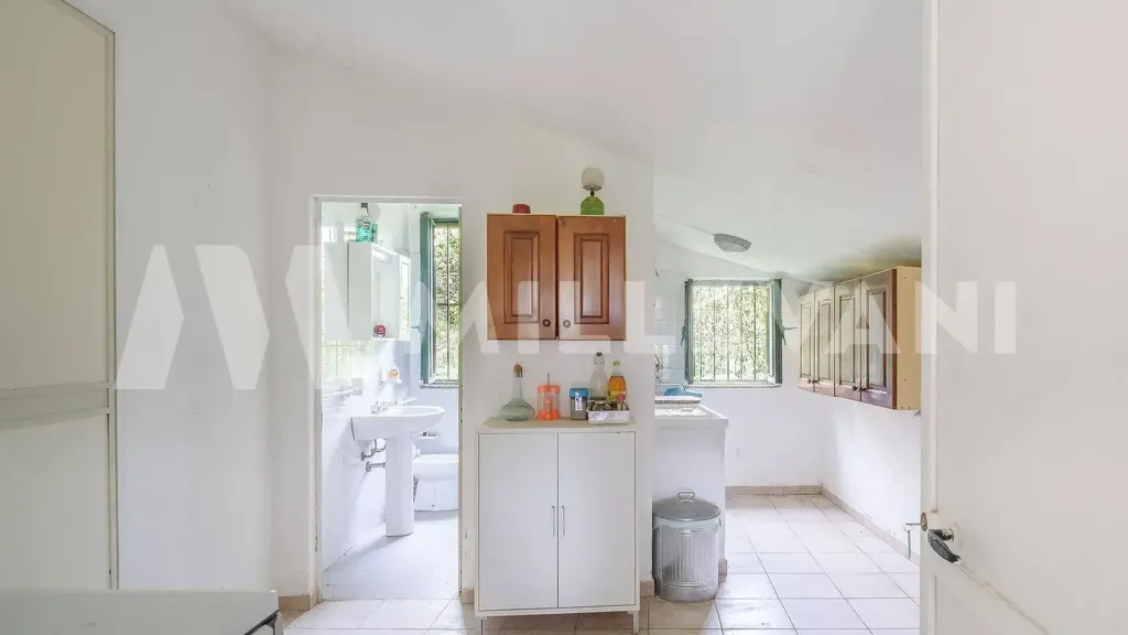 Cucina - Rustic Farmhouse with Organic Farm in Augusta