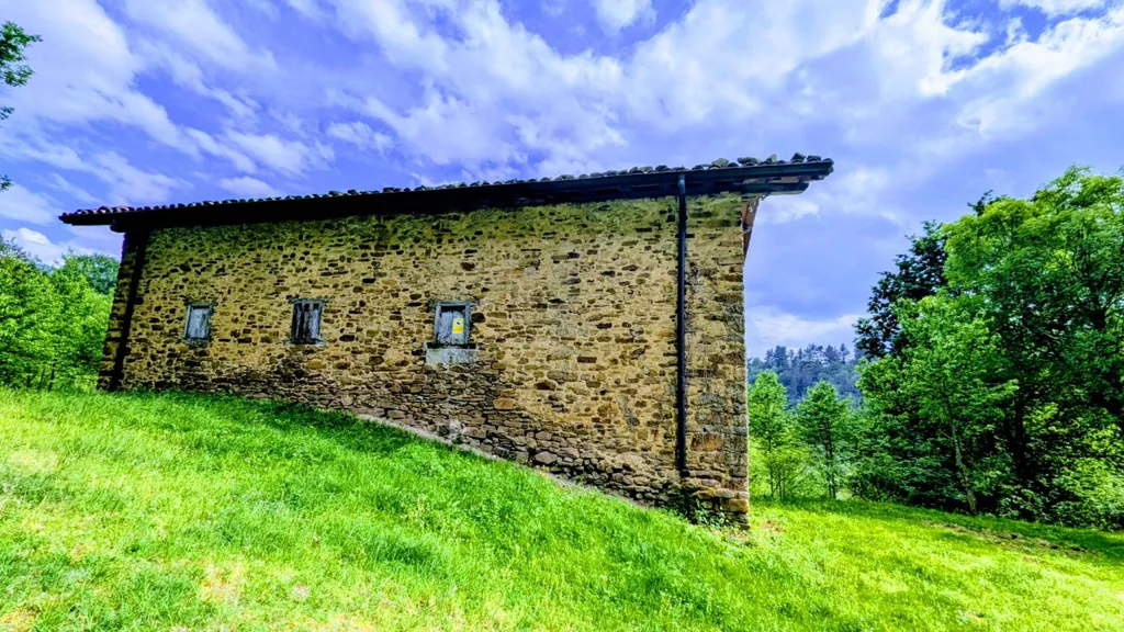 Exterior - Caserío with Garden in Llodio
