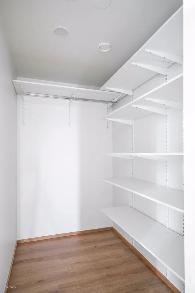 Toad - Modern Flat with Balcony in Pasila, Helsinki