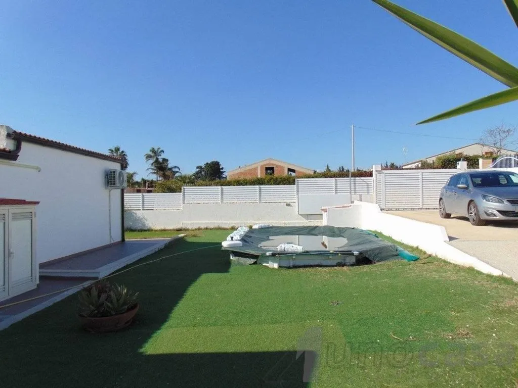 Bassein - Luxury Villa with Pool in Ragusa