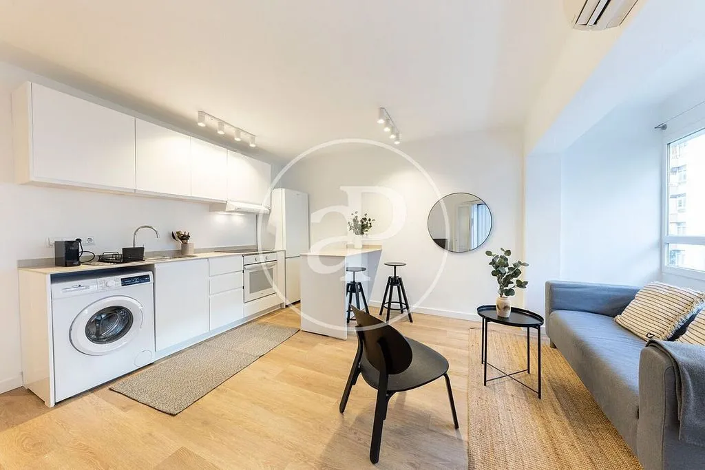 Séjour - Apartment with Balcony in Ponent