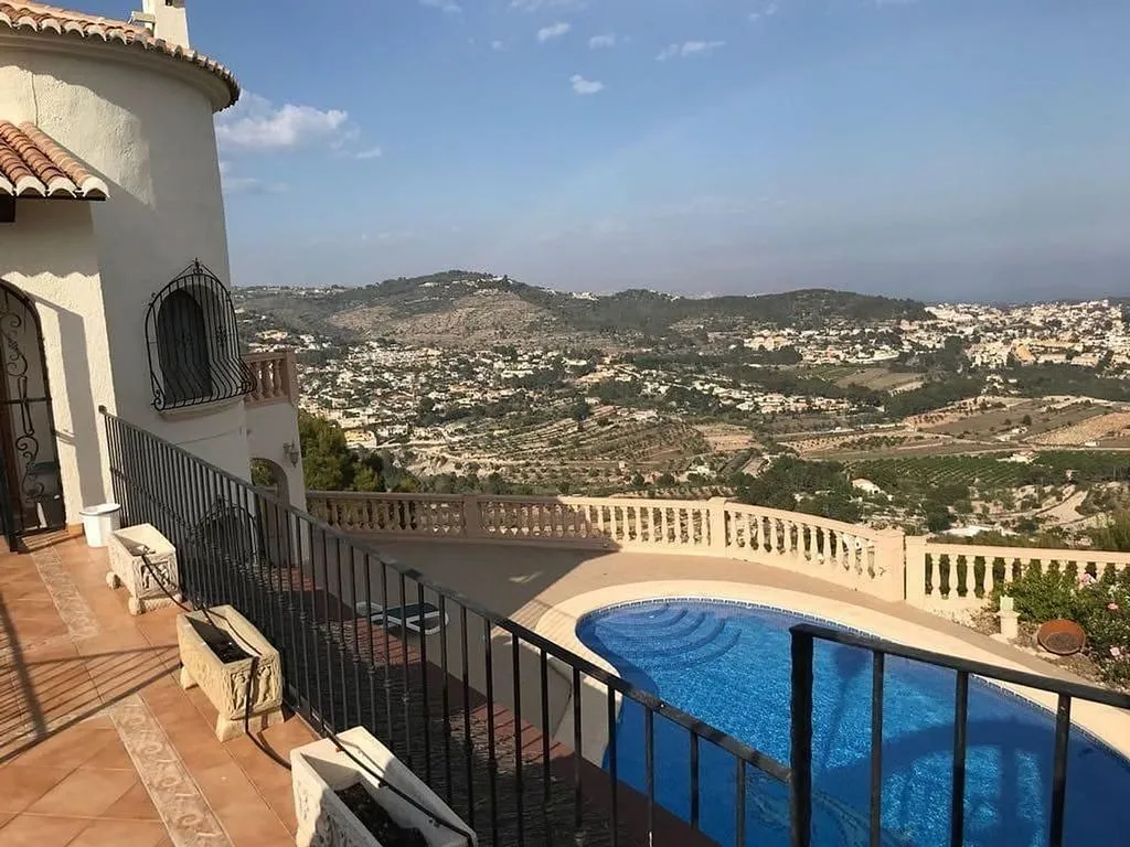 Bassein - Villa with Panoramic Views in Calpe