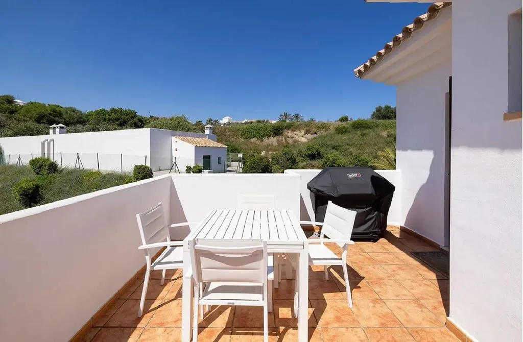 Terrace - Luxury Flat with Pool in Casares, Andalusia