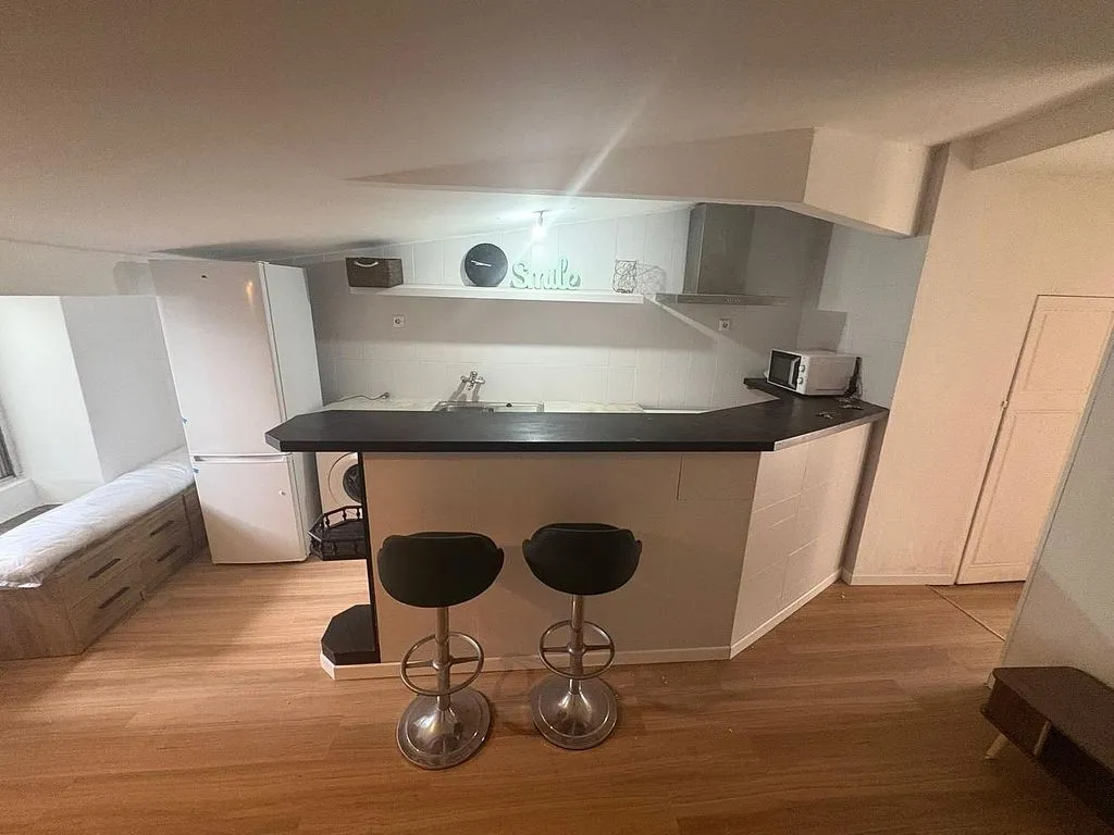 Cuisine - Furnished Flat in High-End City Centre