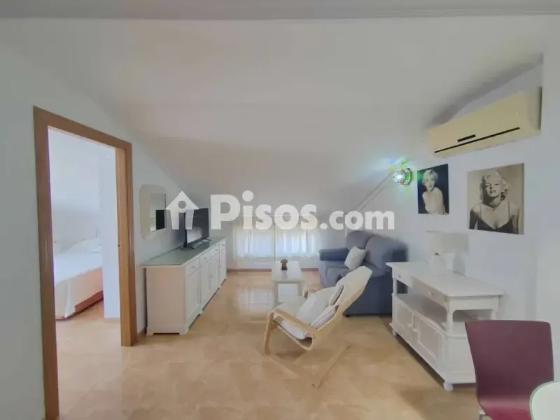 Soggiorno - Sunlit Loft with Terrace in Torre del Mar
