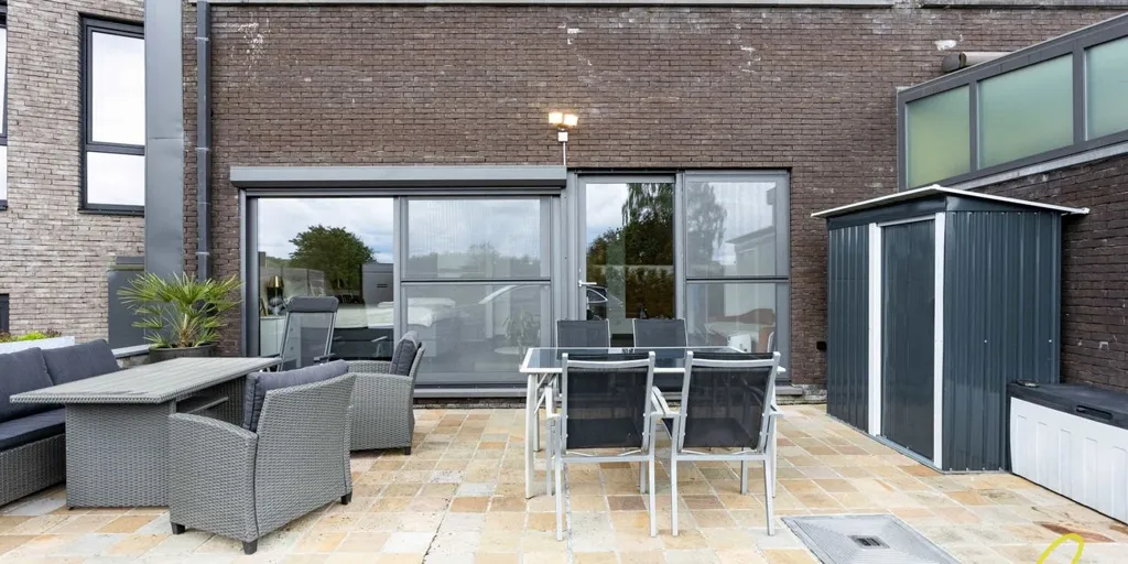 Terrasse - Appartement avec 2 Terrasses à Onkerzele