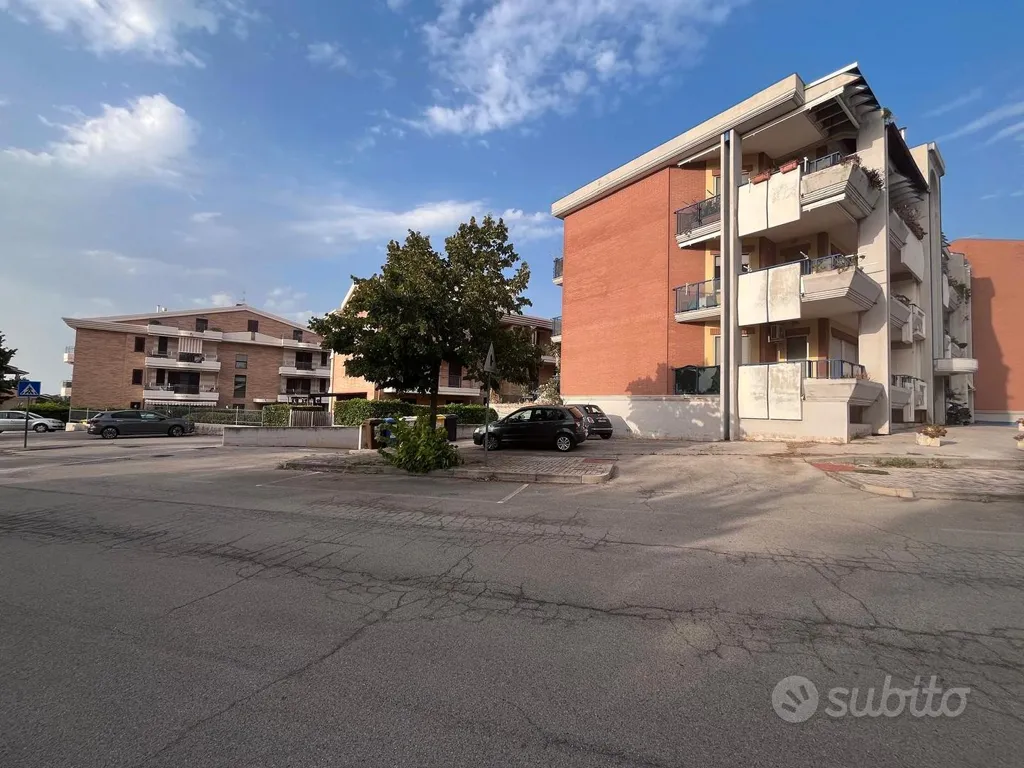 Välivaade - Rearfitted Apartment with Private Parking in Termoli
