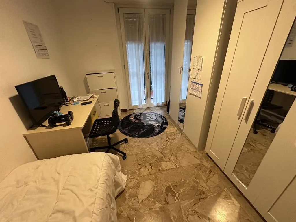 Chambres - Shared 4-Room Apartment near Brescia Metro