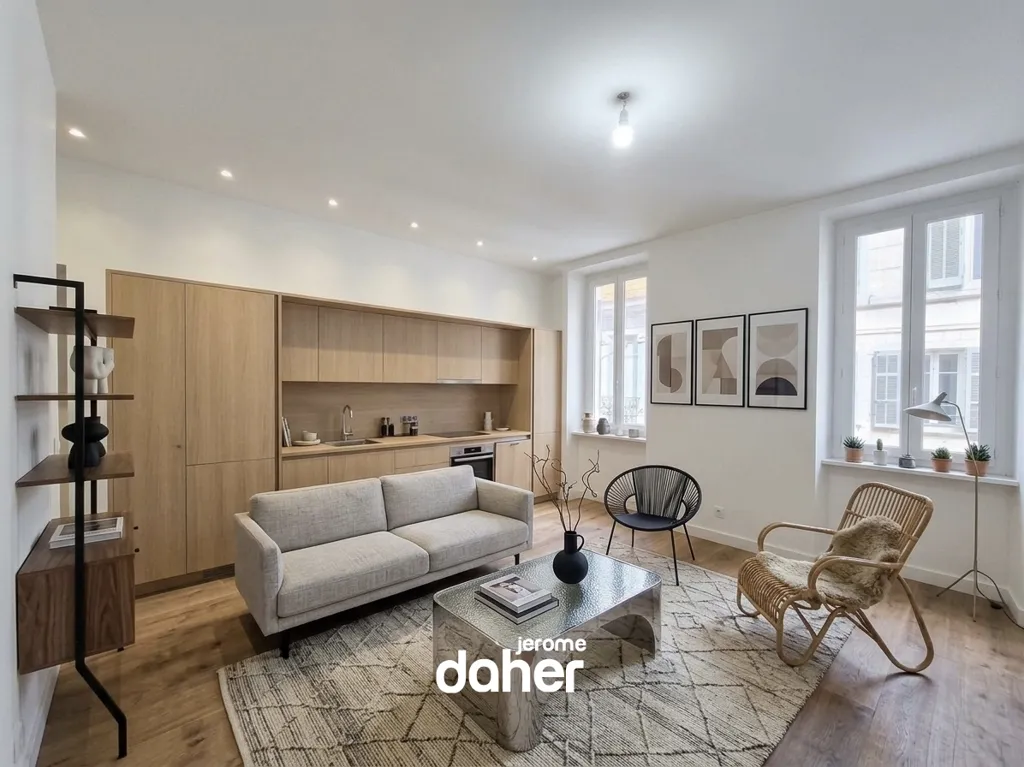 Soggiorno - Renovated Apartment with Garden in Saint Lambert