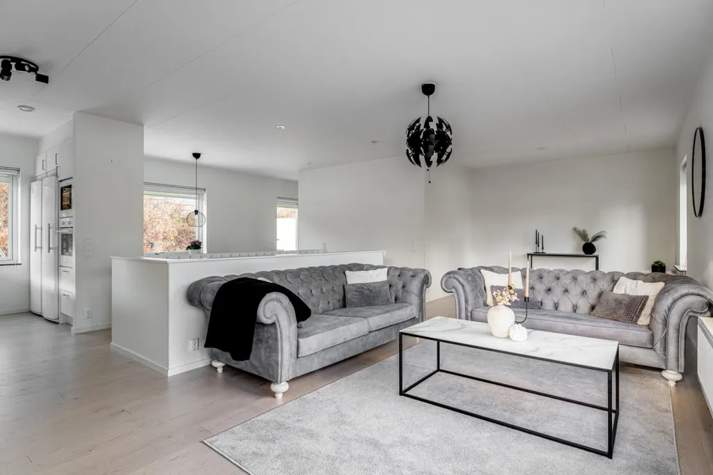 Soggiorno - Terraced House with Spacious Terrace in Suburban Area