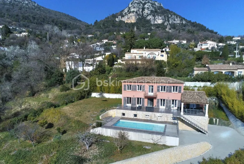 Vista aerea - Architect-Designed Bastide with Sea View near Antibes