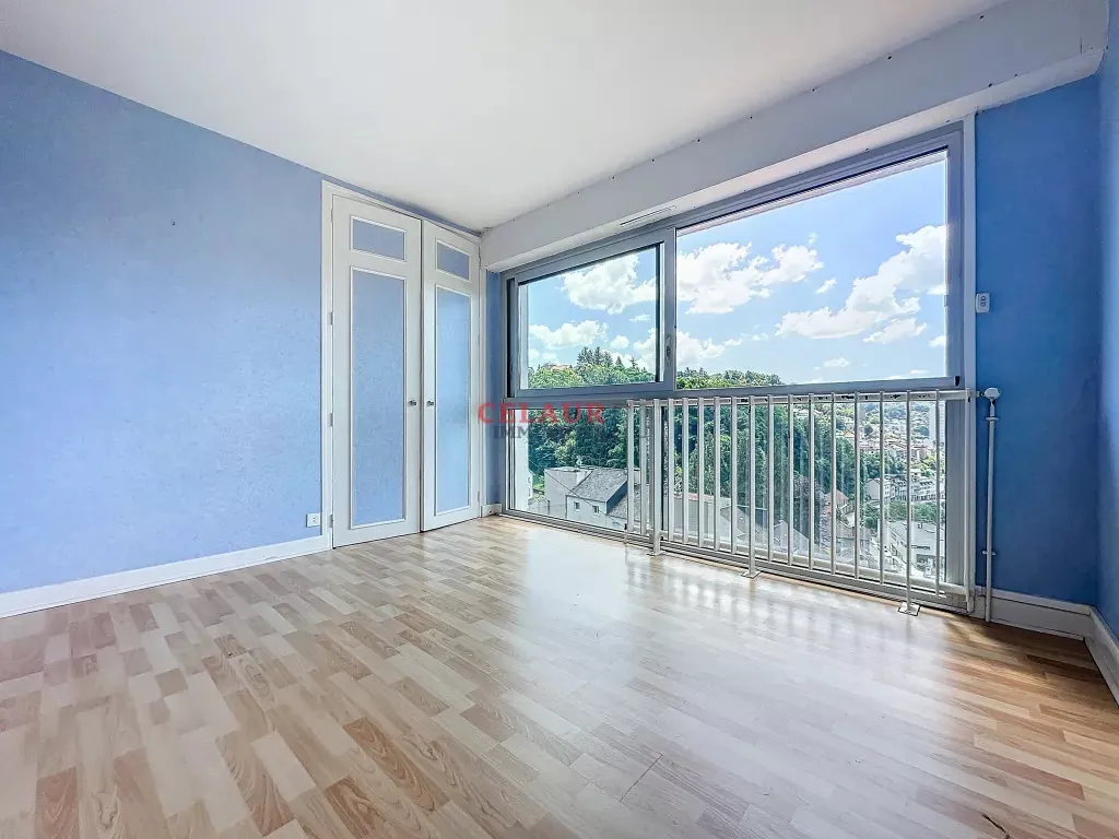 Pièces - Maison Contemporaine avec Vue Imprenable à Tulle