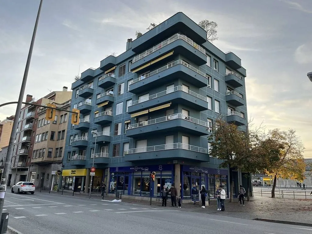 Exterior - 1-Bedroom Flat with Balcony in Girona Centre