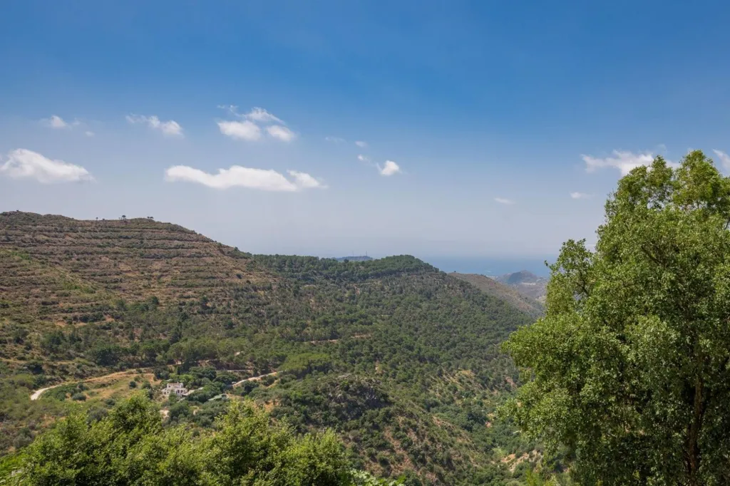 Mediterranean Villa with Private Helipad in Ojén
