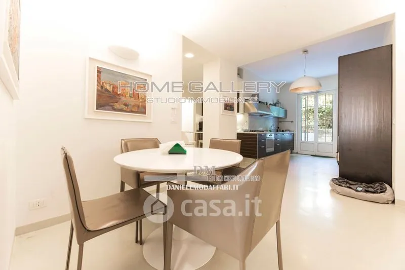 Salle à manger - Luxury Apartment with Garden in Genoa
