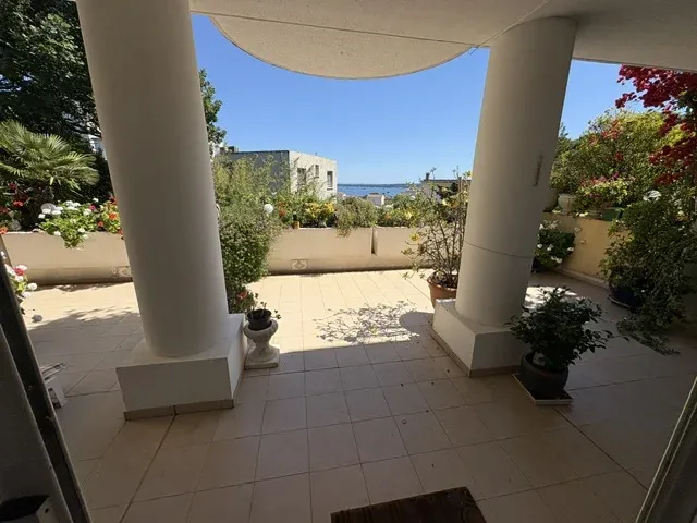 Terrass - Luxury Apartment with Sea View in Cannes