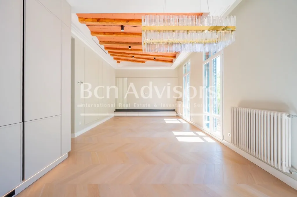 Elutuba - Refurbished Apartment with City Views in Dreta de l'Eixample