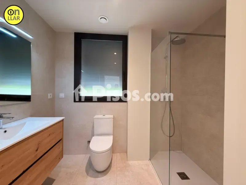 Salles de bain - Apartment with Terrace in Can Illa