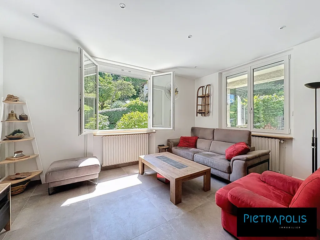 Elutuba - Rustic Farmhouse with Garden on Brignais Heights