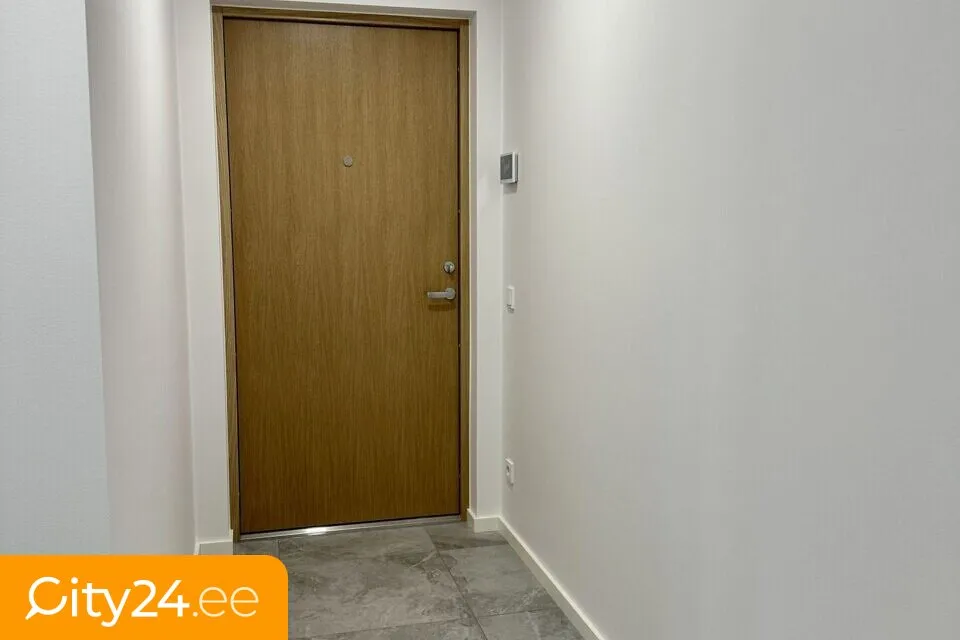 hallway_entrance
