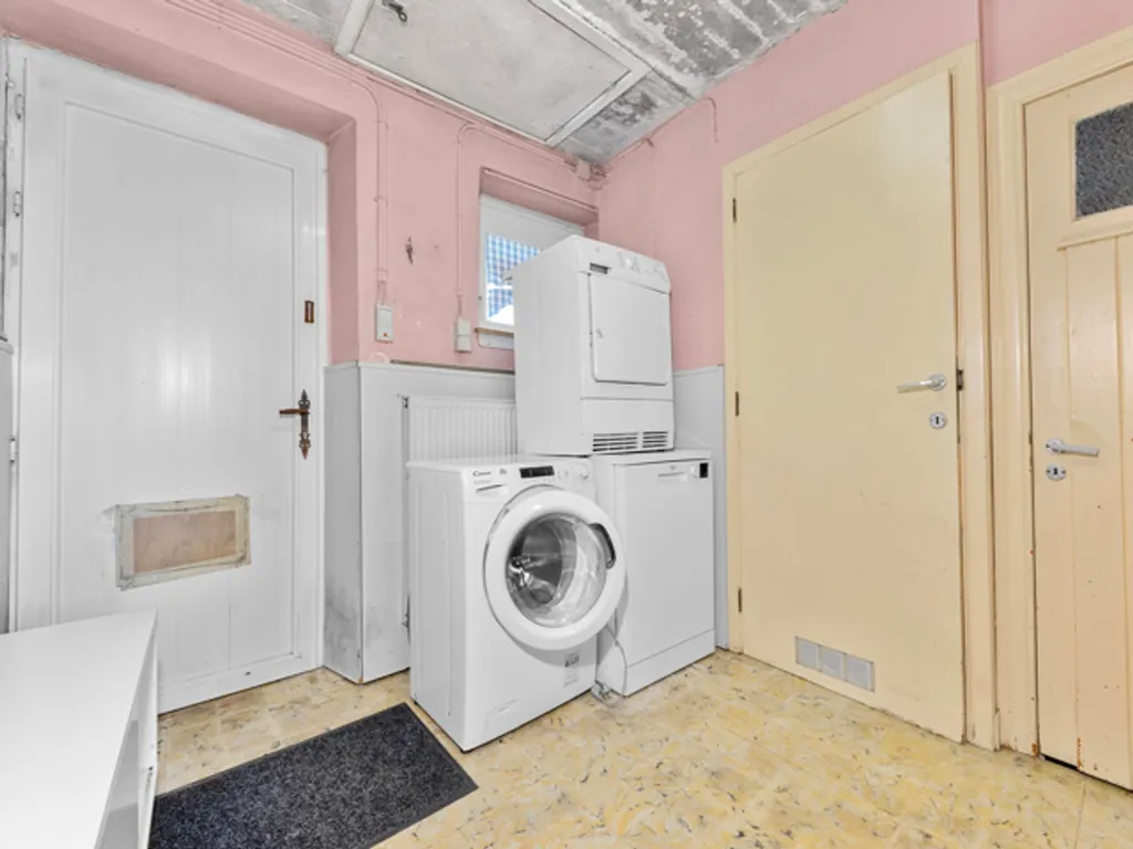 Lavanderia - 2-Bedroom Renovation Project in Léglise