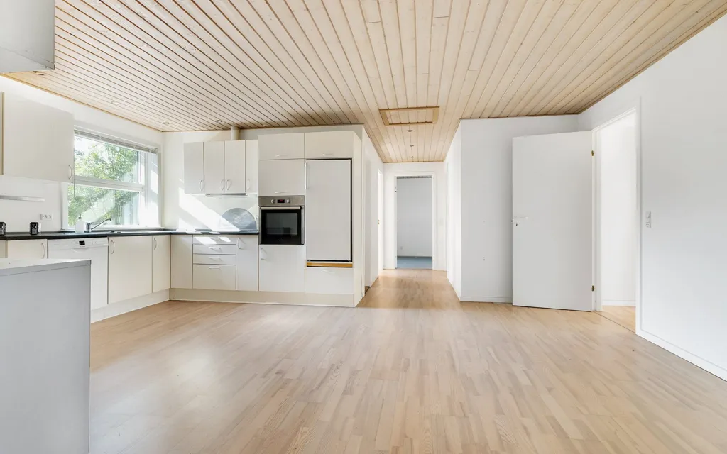Kitchen - Ready-to-Move Villa with Garden in Skellerup