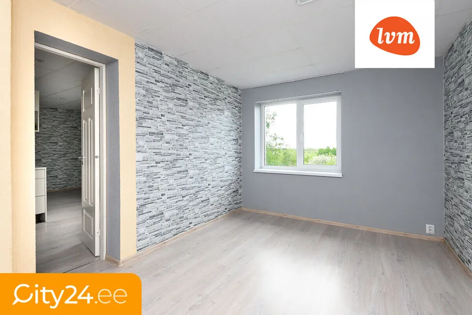 Pièces - Apartment with Storage in Kraavi
