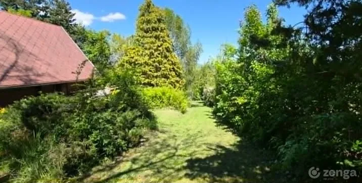 Giardino - Panoramic Plot with Cottage in Tahitótfalu