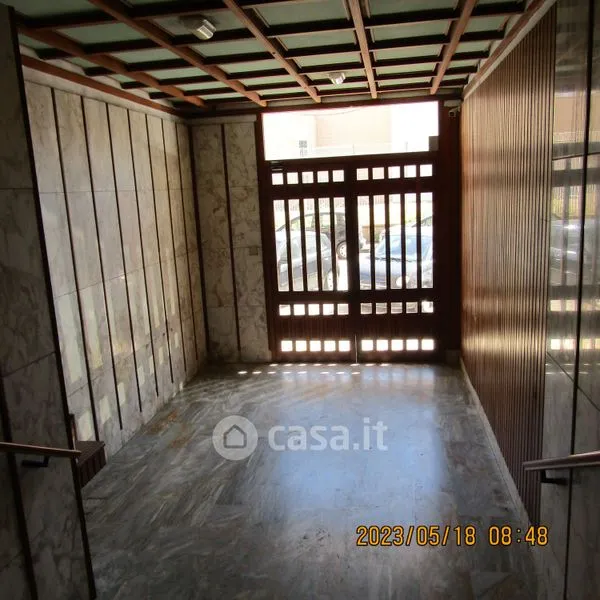 Entrée - Apartment with Balcony in Commercial Area, Taranto