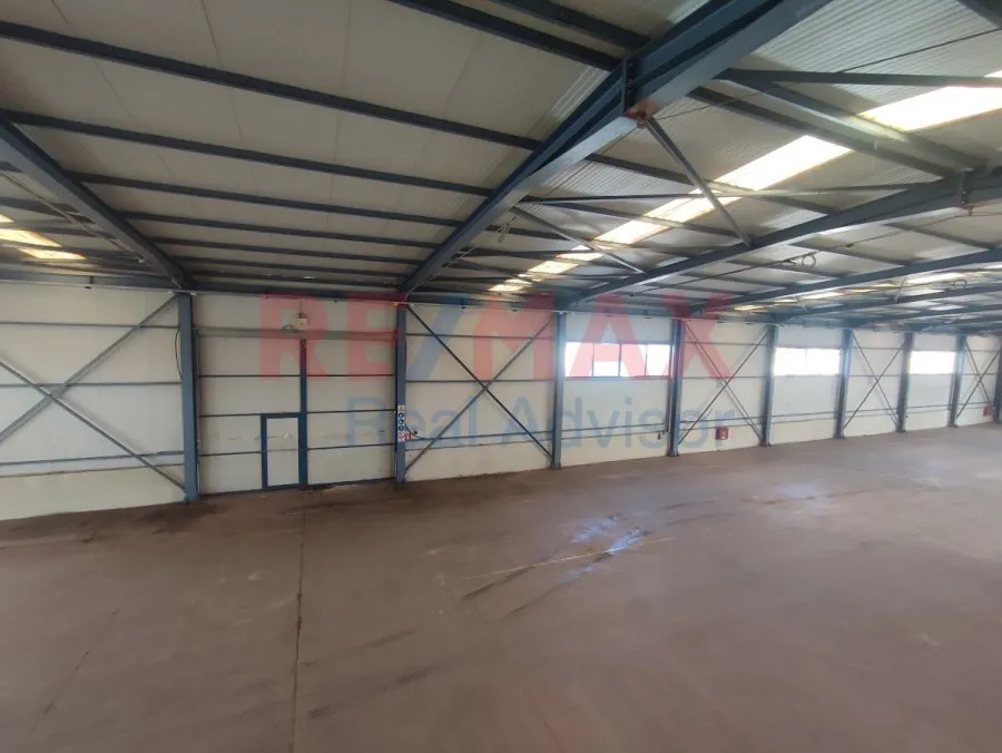 Toad - Industrial Space with Dual Access in Western Suburbs, Athens