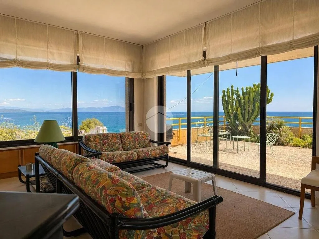 Elutuba - Luxury Penthouse with Sea View in Gaeta