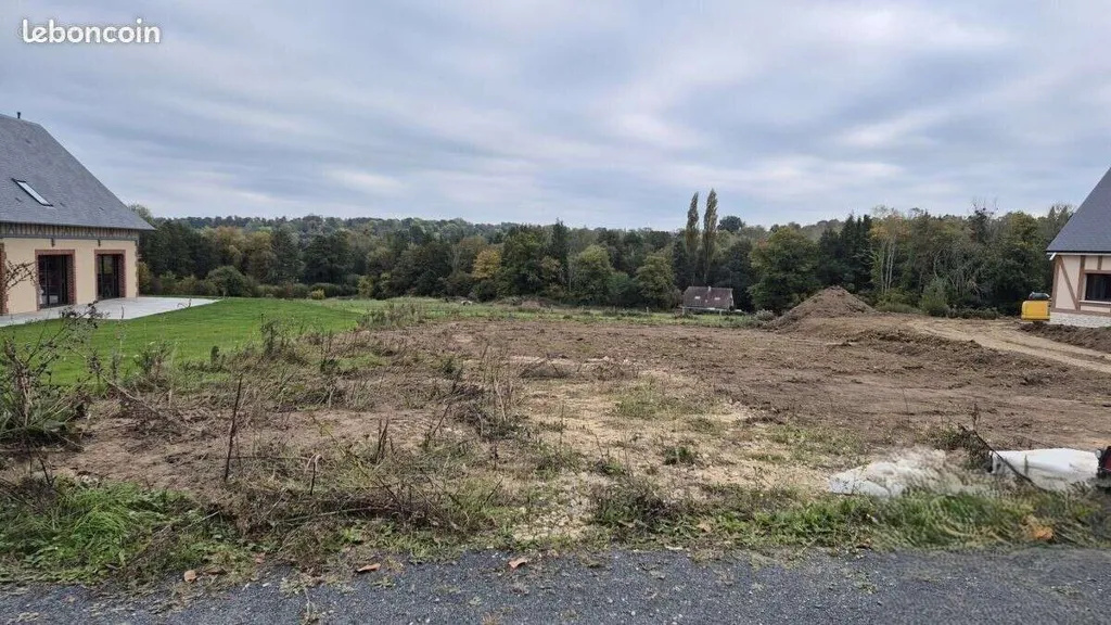 Jardin - Terrain Viabilisé dans un Lotissement Calme à Clarbec